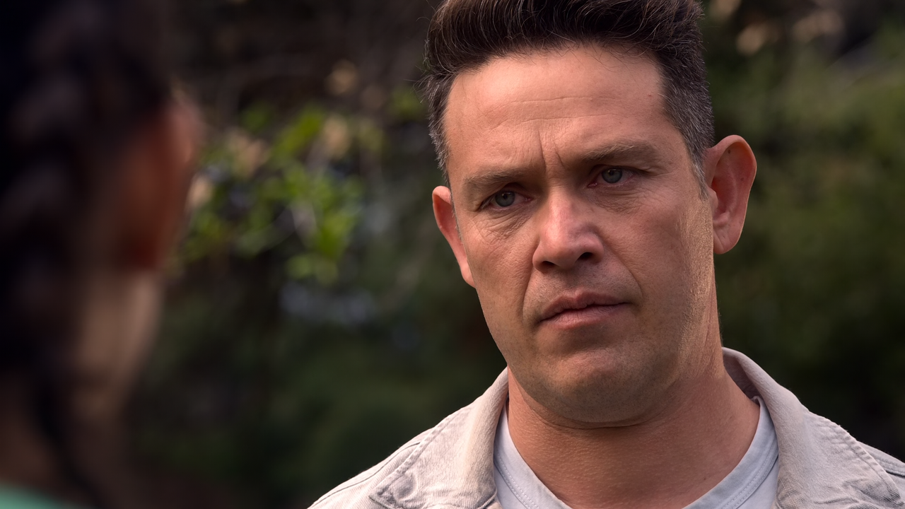 Lucifer.S06E09.Goodbye,.Lucifer.1080p.10bit.BluRay.AAC5.1.HEVC-Vyndros.mkv_snapshot_00.54.58_[2022.0