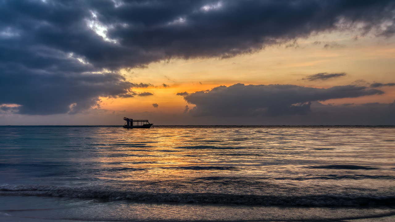 IMAGE: https://i.postimg.cc/5N9BHXKq/Warm-Landscape.jpg