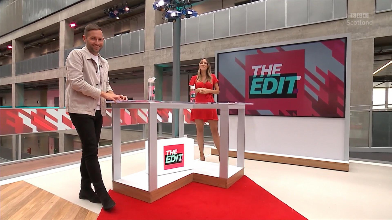 07.10 - 19.15.00 - The Edit  ᴺᵉʷ. Entertainment News And Chat With Am...-1.mp4_snapshot_07.22_[2021.