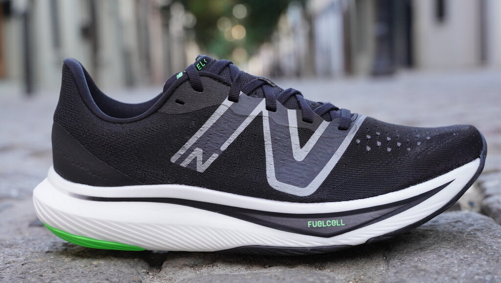 New-Balance-FuelCell-Rebel-v3_1024_1_101006