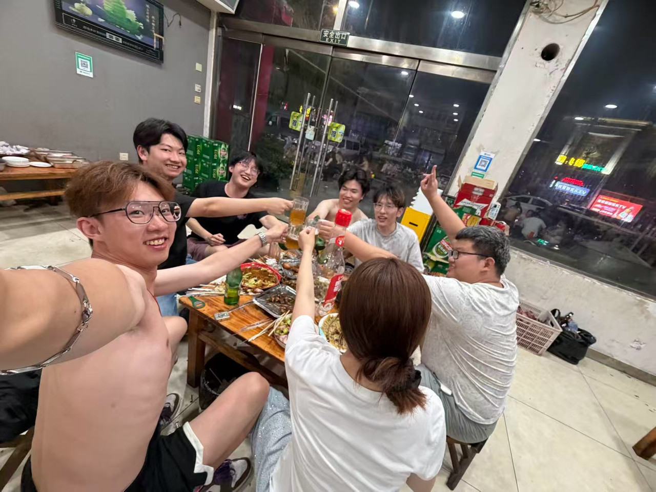 团队聚餐