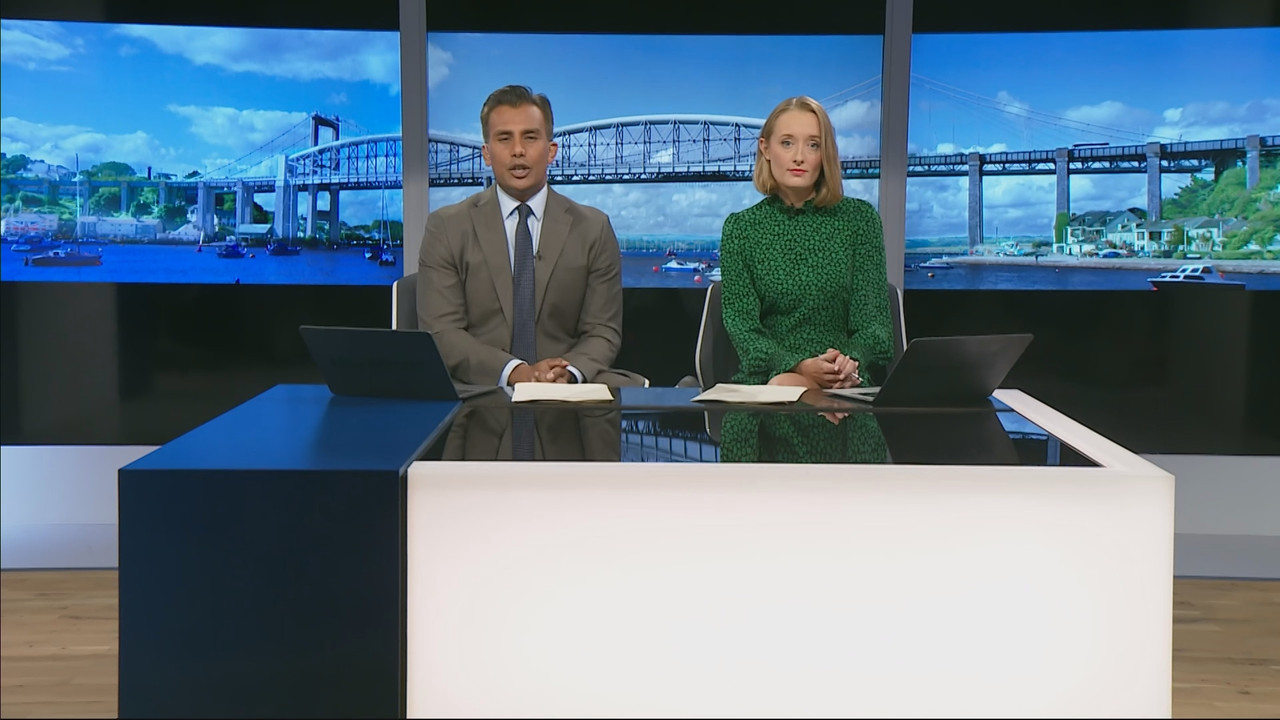 08.29 - 18.00.01 - ITV News West Country. Breaking news and current s....ts_snapshot_02.05.006