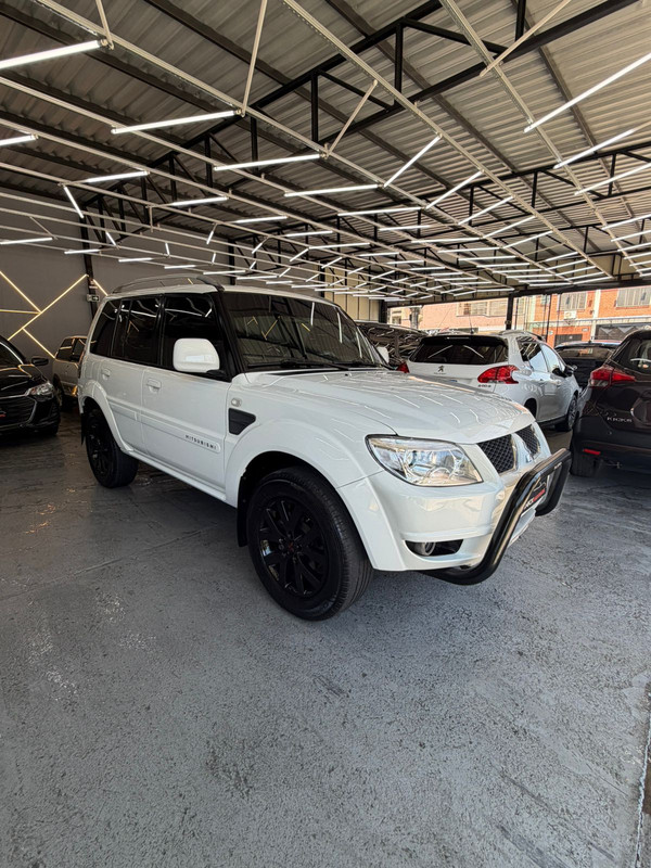 Mitsubishi Pajero TR4 2.0 4x2