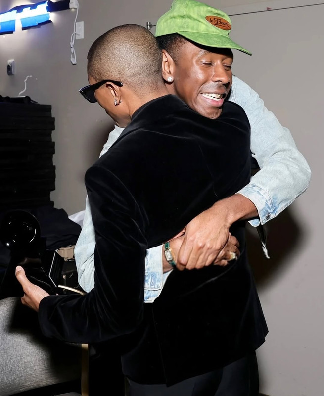 Tyler_The_Creator_b_g