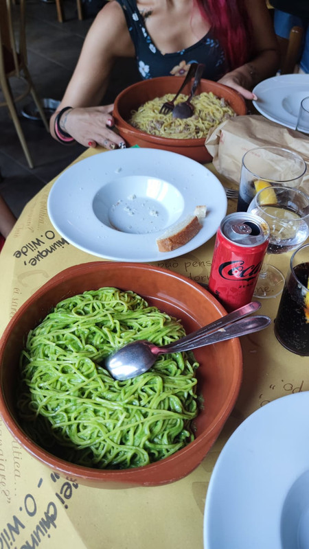 3B27F8E5-07B1-4E4D-B65C-E667003F9D73