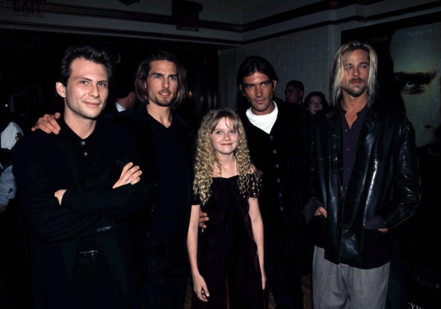 https://i.postimg.cc/5NHSpKTB/kristian-sleyter-tom-kruz-kirsten-danst-antonio-banderas-i-bred-pitt.jpg