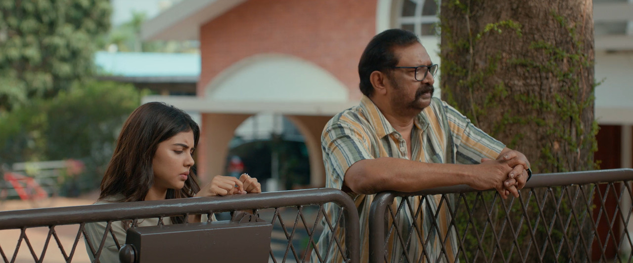 Odum Kuthira Chadum Kuthira 2025 WebRip [Hindi + Tamil + Telugu + Malayalam + Kannada] 480p 720p 1080p ESub Screenshot
