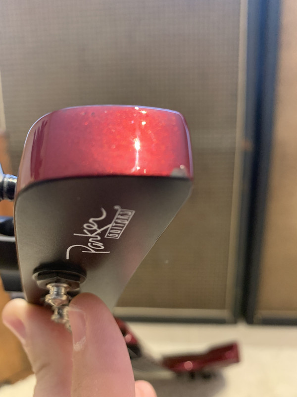 B4FEE6E9-E458-4B86-9D12-52E3E5DEA313