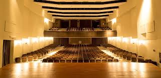 ΕΚΑΤΟ ΧΡΟΝΙΑ ΕΛΑΦΡΟ ΤΡΑΓΟΥΔΙ — «ΤΙ ΕΙΝΑΙ ΑΥΤΟ ΠΟΥ ΤΟ ΛΕΝΕ ΑΓΑΠΗ;» ΣΤΟ ΟΜΗΡΕΙΟ