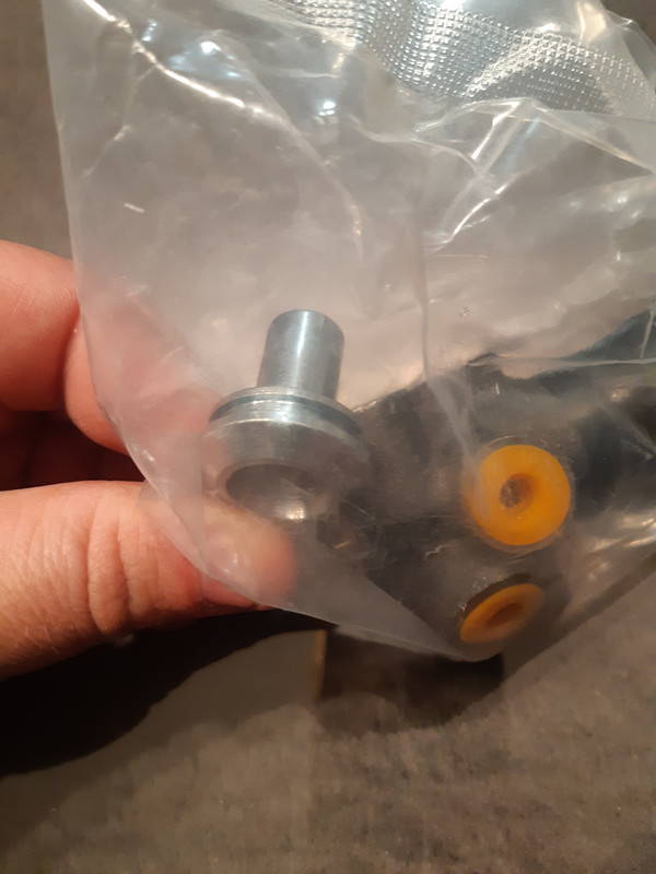 16783871948907224848596010739633