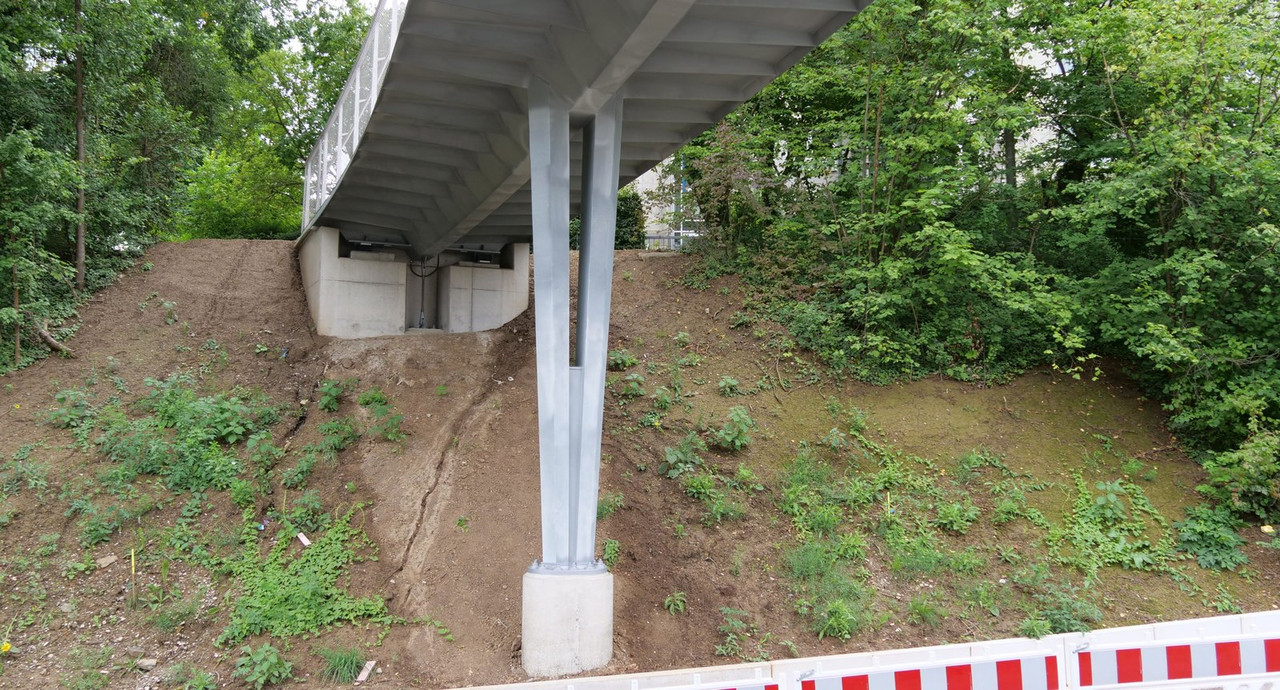 [Bild: 030825-121154b.jpg]