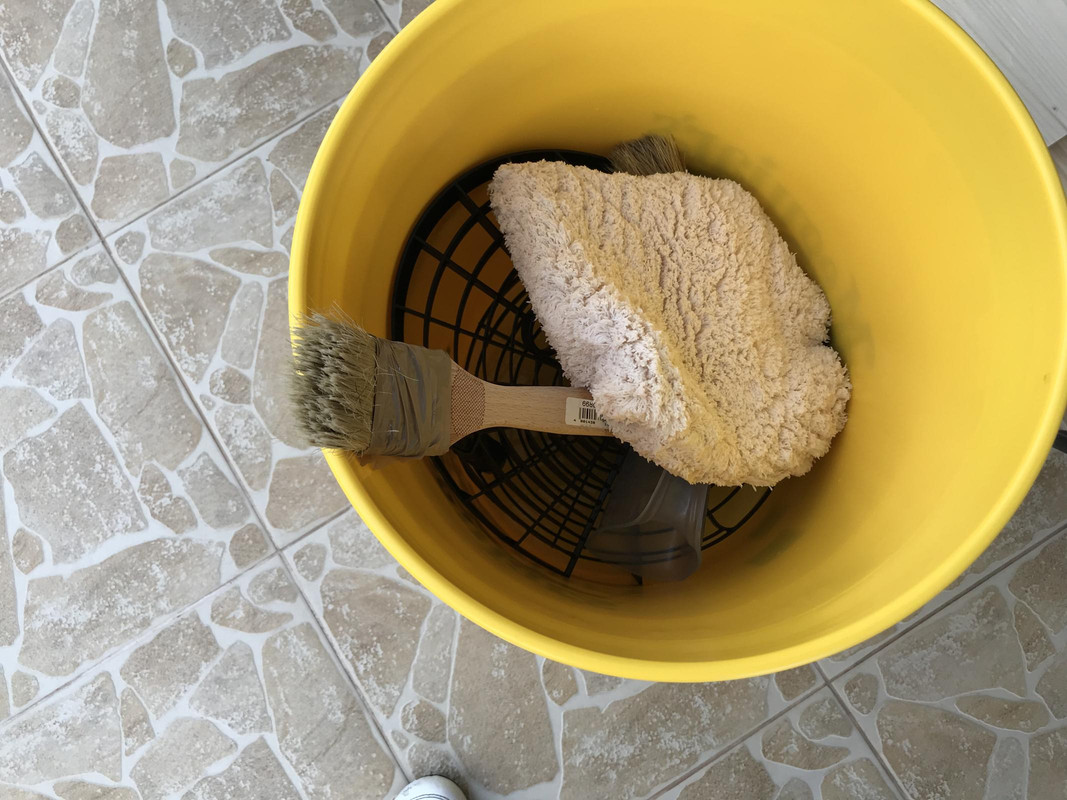 7E00C170-5547-431C-9029-4298929F1EEB