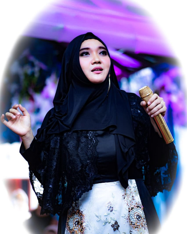 7 Penyanyi religi wanita Tanah Air ini suara merdunya bikin adem
