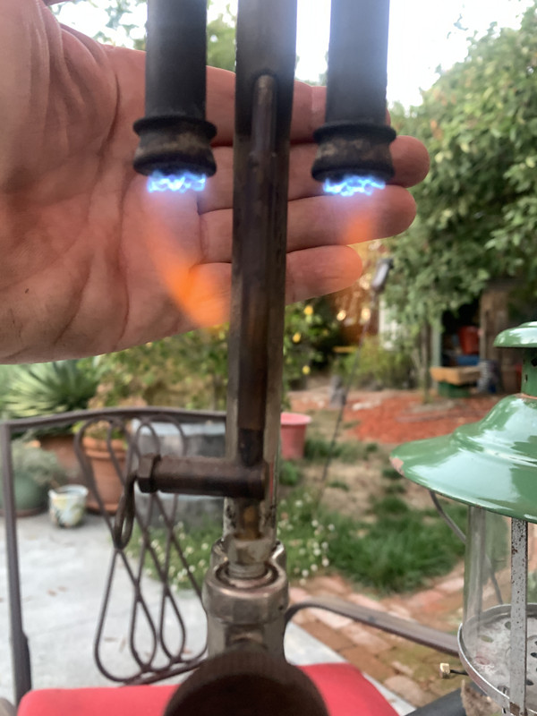 72399798-3AC6-4205-AA73-E2F705AADBC1