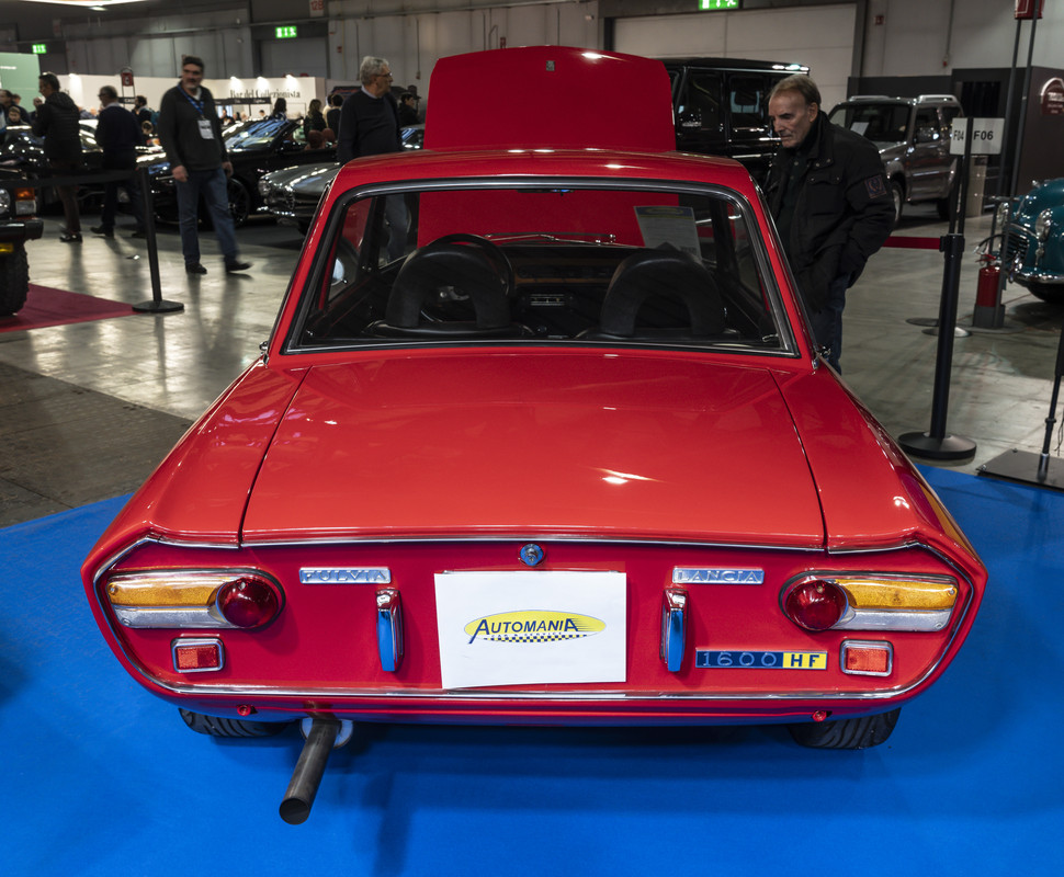 DSC05029 (CR - Ombre  30 - Chiar  40 - Nitid 40-1_5-40-40 - RR 35-50) FL