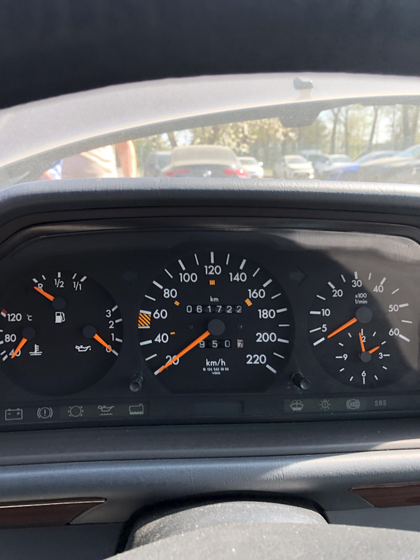 234E0CB9-11C6-49EE-8451-EB9D6F8B3100