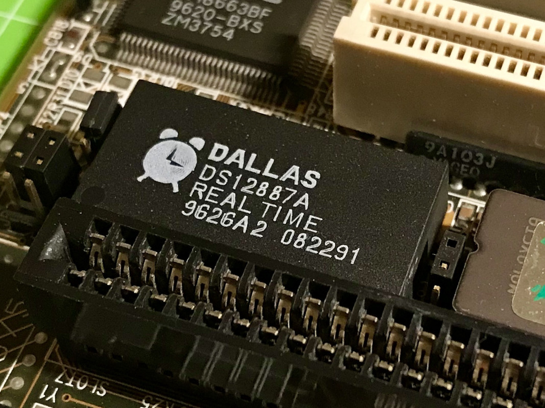 Biostar MB-8433UUD-A DS12887A Socket 02