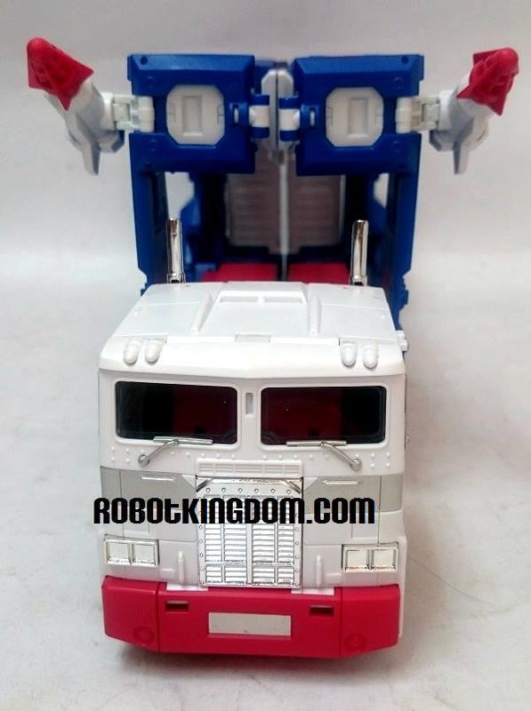 10514677_733472160071856_2304363800755549351_n