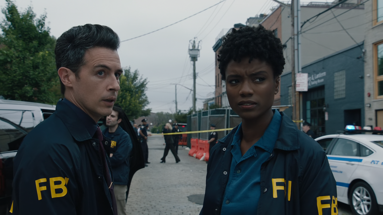 FBI.S04E06.Allegiance.1080p.10bit.AMZN.WEB-DL.DDP5.1.HEVC-Vyndros.mkv_snapshot_04.25_[2021.11.12_17.