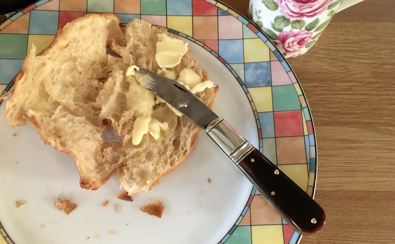 6B49540C-6776-44F1-81F5-7AF9BF912723