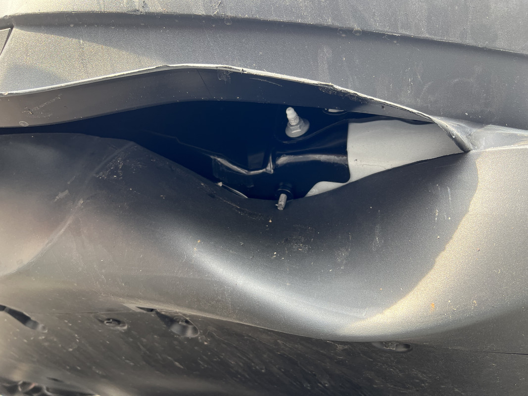 3DF35D9B-8690-44EA-8BFB-BD146CD9BAF5