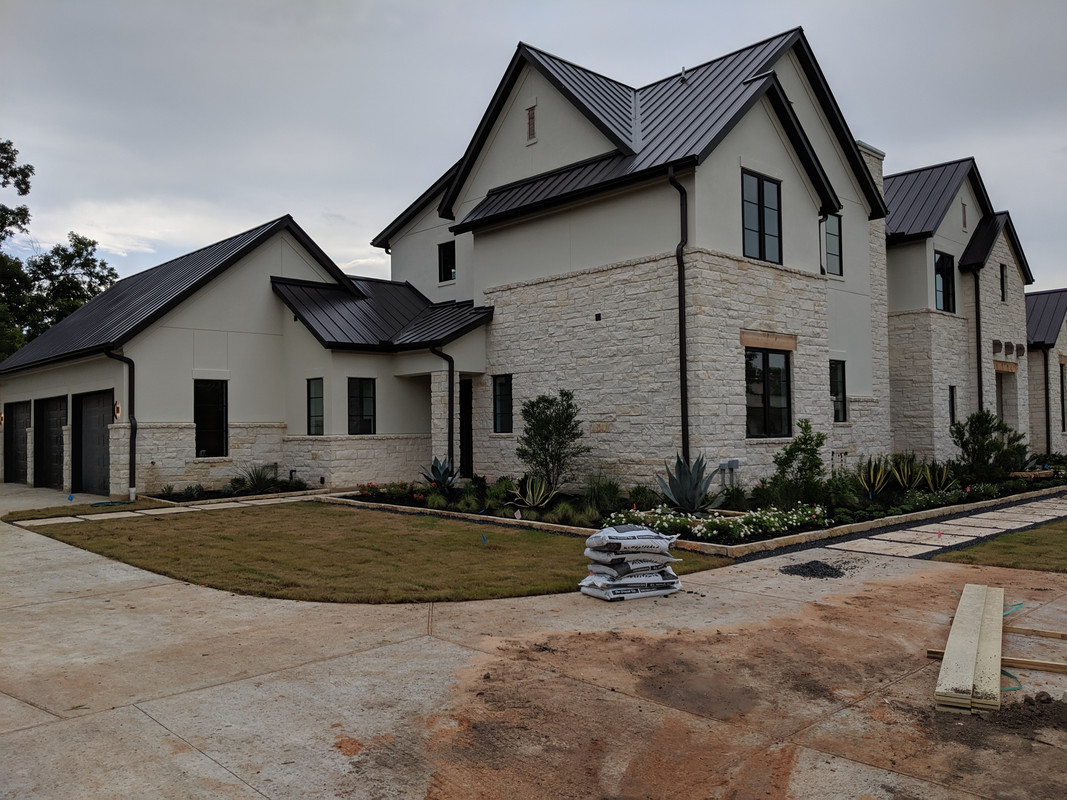 A1A303B8-F919-42DE-B16E-A14B15310DB1