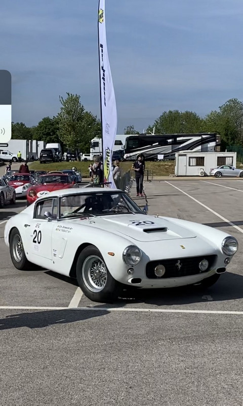 B6560071-ABA9-4A74-AA0F-CE866EB0BB71