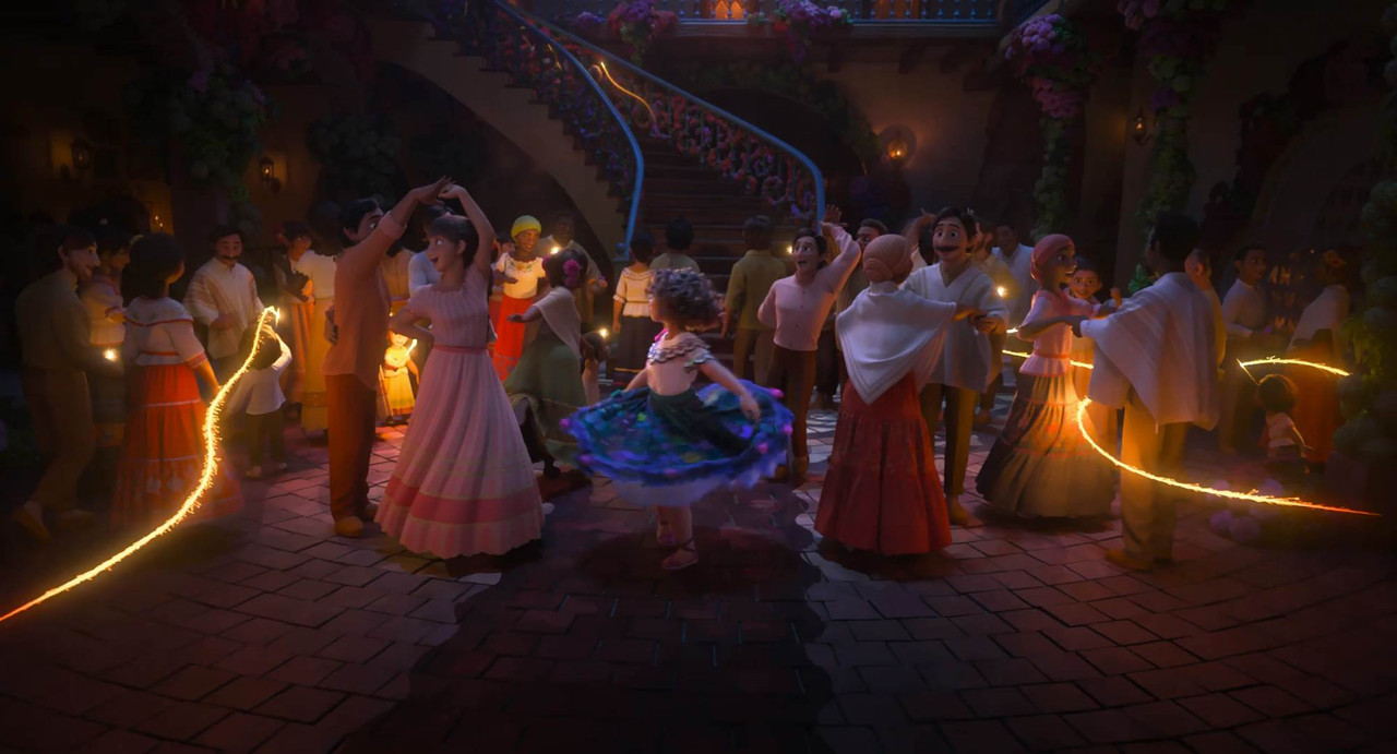 Encanto 2021 WebRip [Hindi + Tamil + Telugu + English] 480p, 720p, 1080p ESub Screenshot