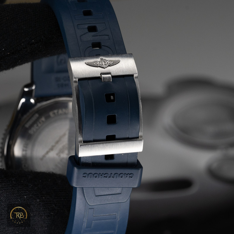 Breitling SuperOcean 42 - Image 11