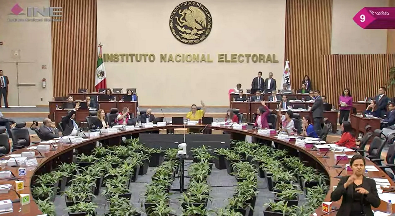 Va INE por fiscalización de “corcholatas” y aspirantes del frente opositor