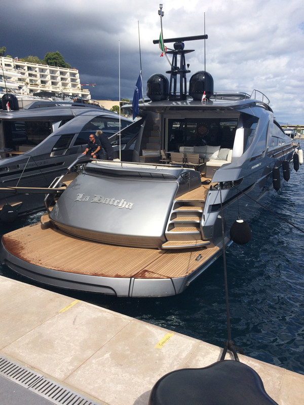 EFB784FD-8F82-4FBF-A80D-11DFCC155E70