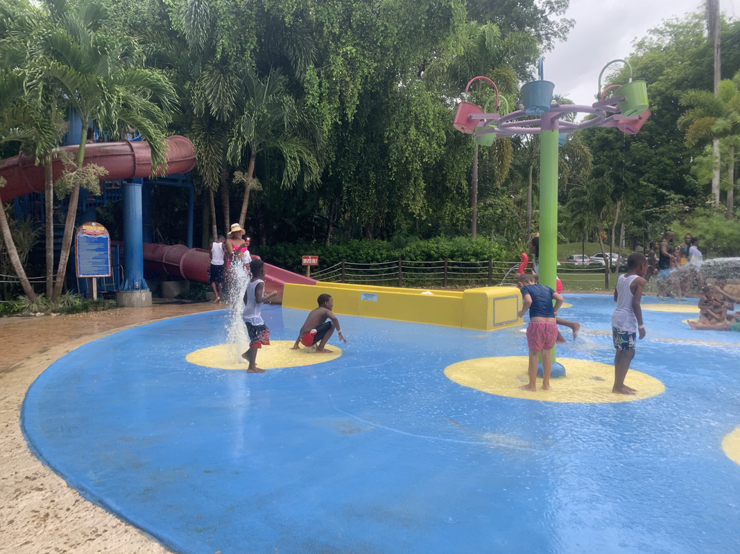 F2BDDC39-2DCA-4825-8606-47A3B9AFB29C