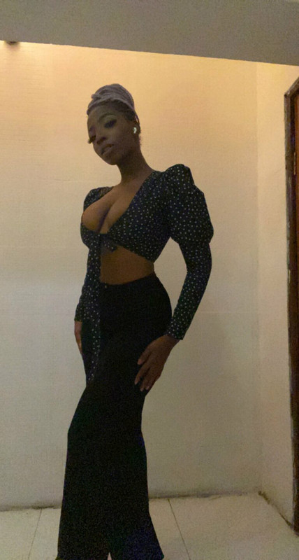 Exefy6YWgAIFABX-768x1434