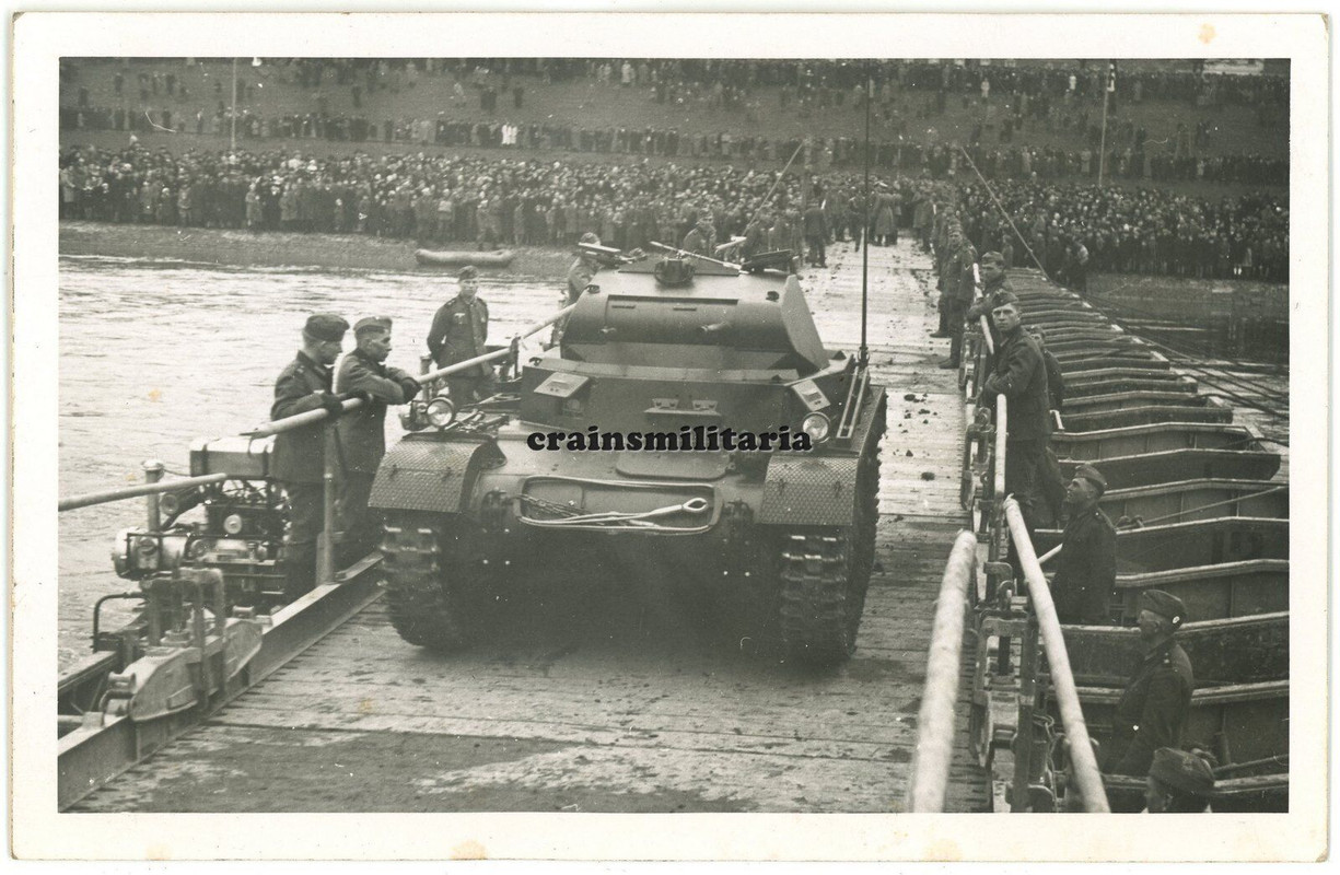 Orig. Foto Pi.Btl.33 Mannheim mit Panzer I Tank auf Brücke EBERBACH Neckar 1940