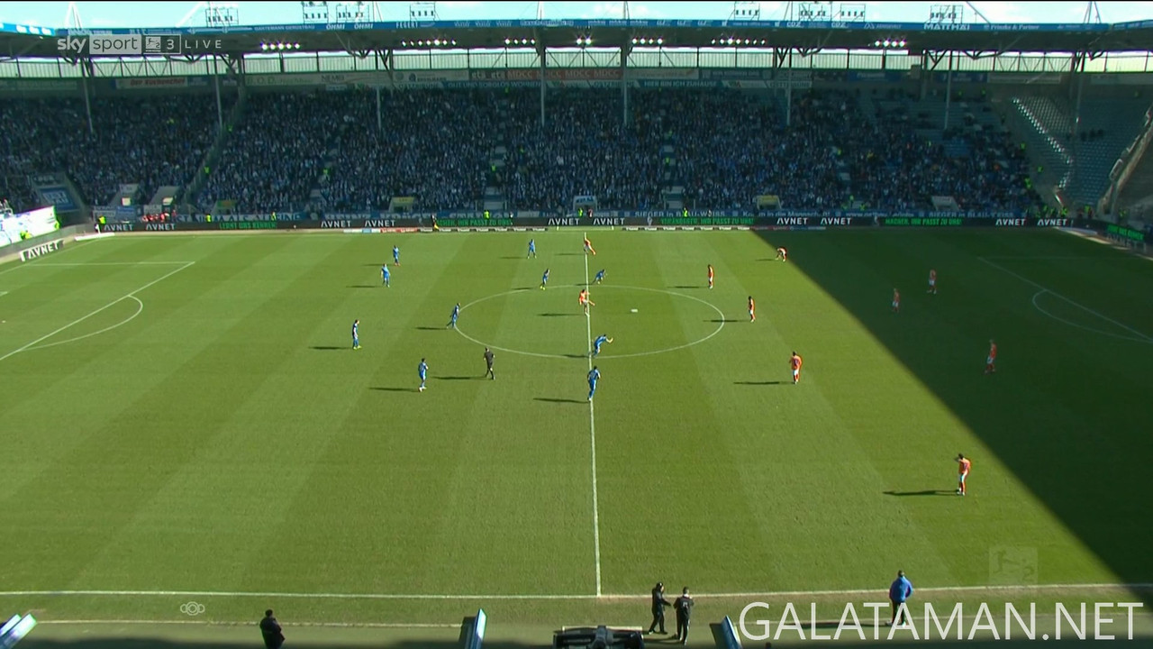 [Image: 03-02-13-15-03-Sky-Sport-Bundesliga-3-FH...19-106.jpg]