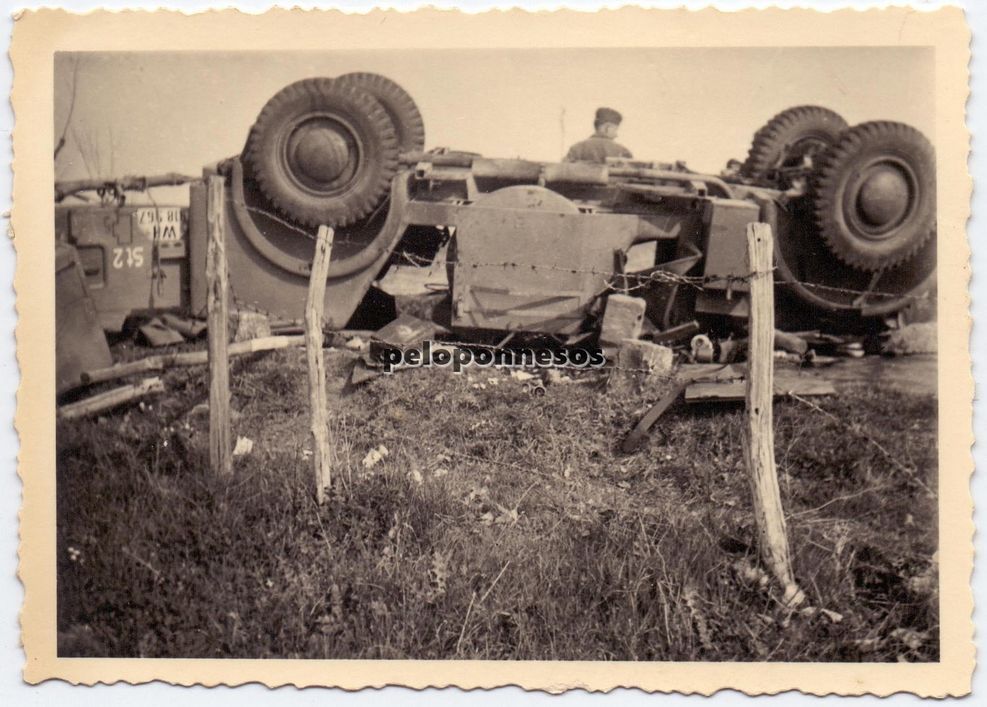 Orig. Foto Unfall leich. Einheits Pkw Kübelwagen