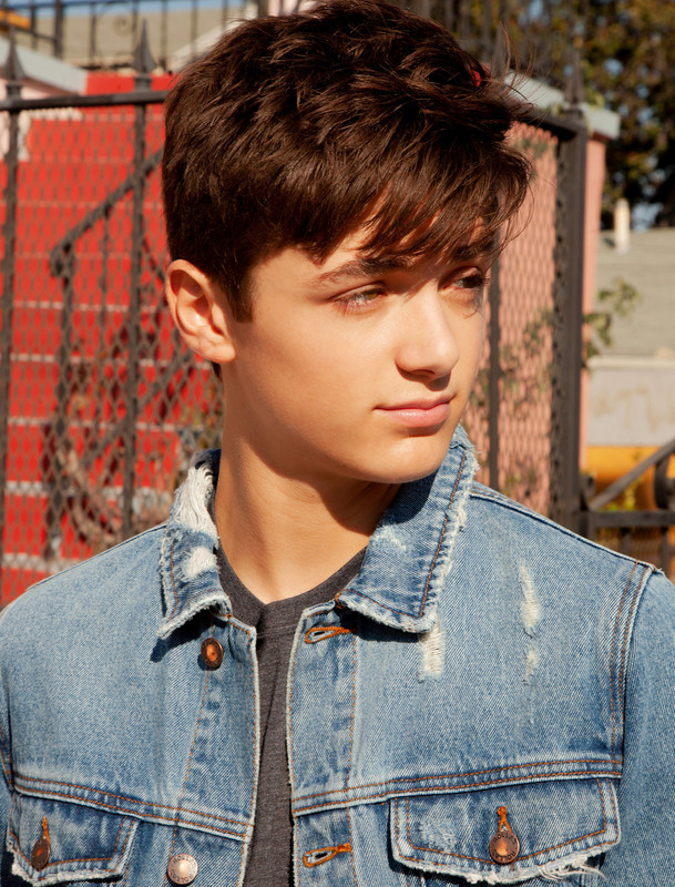 tumblr_pmd726aMq91u8au21o1_1280