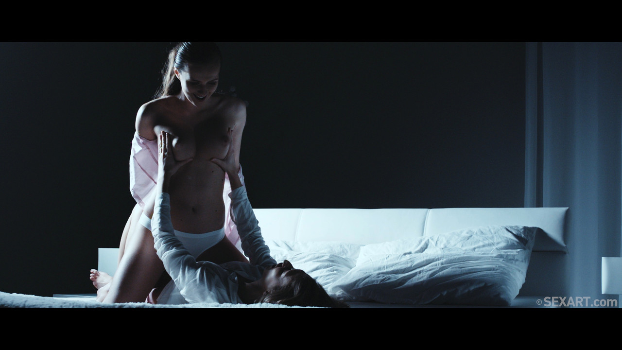 $t@cyC - @p@g@l0 - 0920194K.mp4_snapshot_01.15.520