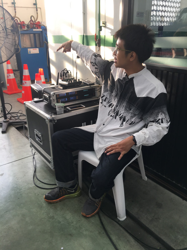 14E3AD7B-B162-43BB-BB45-3EF672E3E110