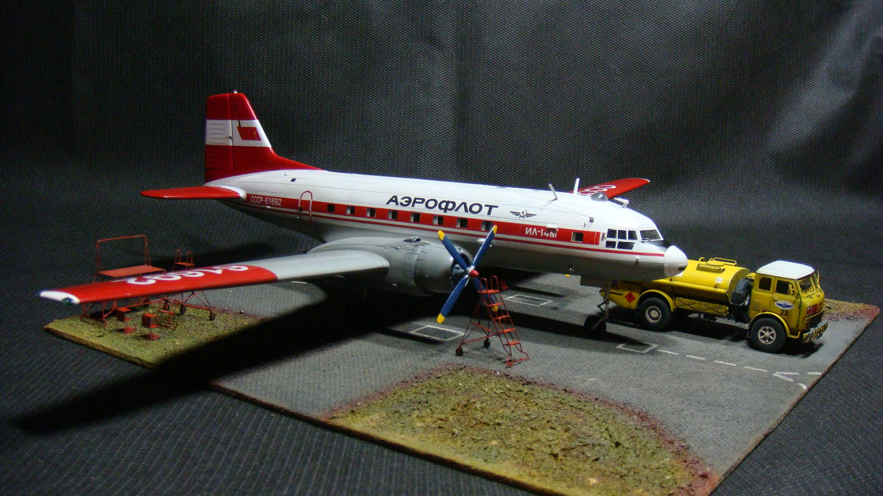 Ил 72 модель. Amodel 1/72 ил-14. Ил 14 Амодел. Ил-14м Аэрофлот красный. Amodel АН-74