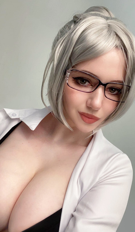 [Image: Alin-Me-Sh-33.jpg]