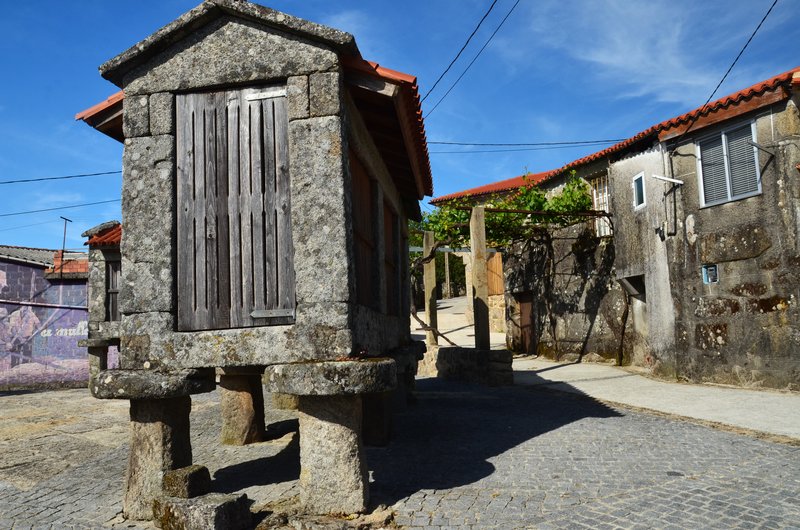 PUXEDO-28 Y 29-5-2024 - Galicia y sus pueblos - 2017/2024 (4)