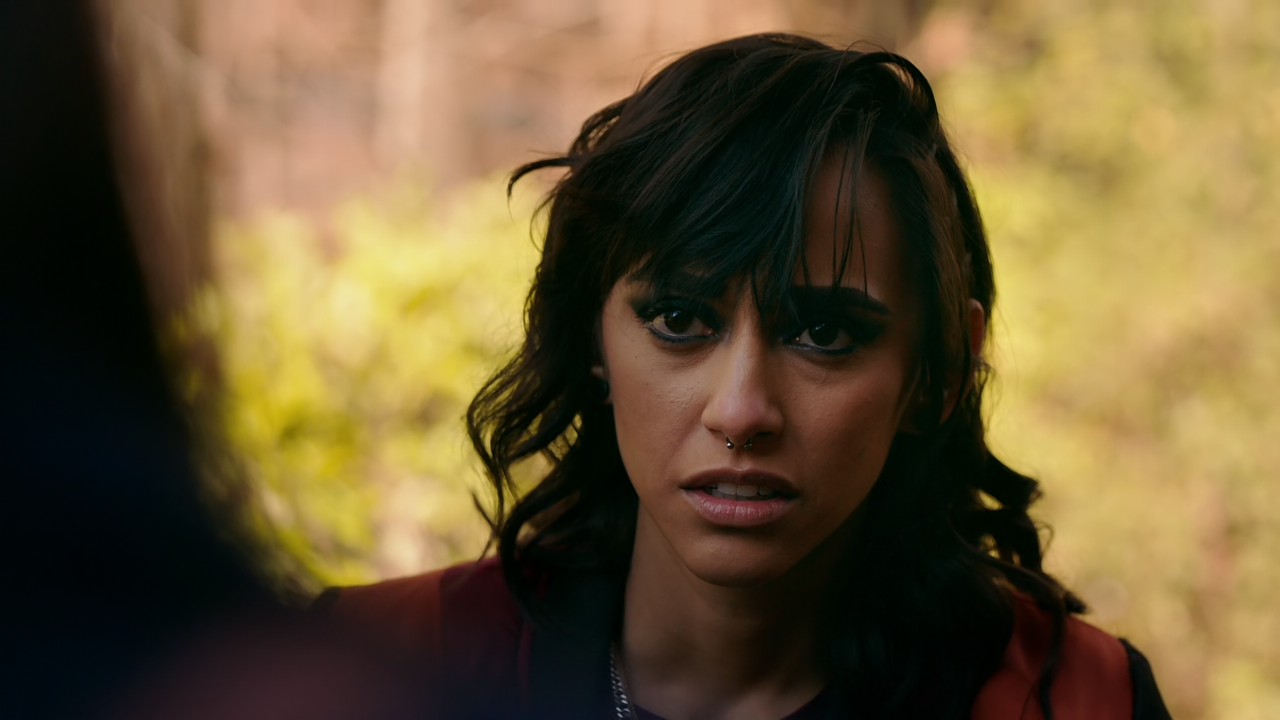 Legacies.S03E10.All's.Well.That.Ends.Well.1080p.10bit.AMZN.WEB-DL.DDP5.1.HEVC-Vyndros.mkv_snapshot_2