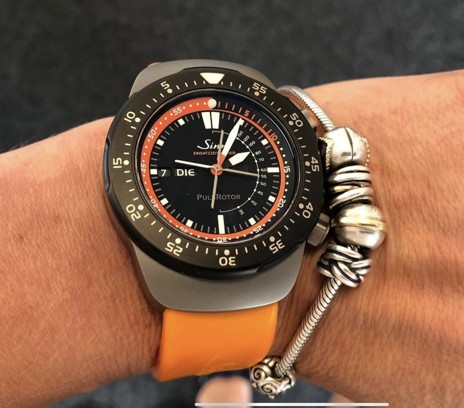 16C81612-833E-420F-8F7C-A9AAD1A73142