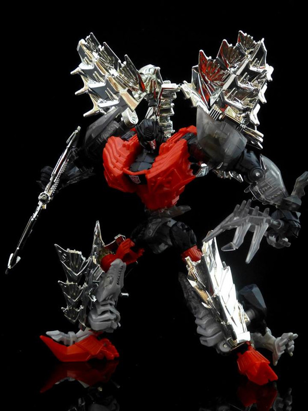 Platinum-Dinobots-Snarl