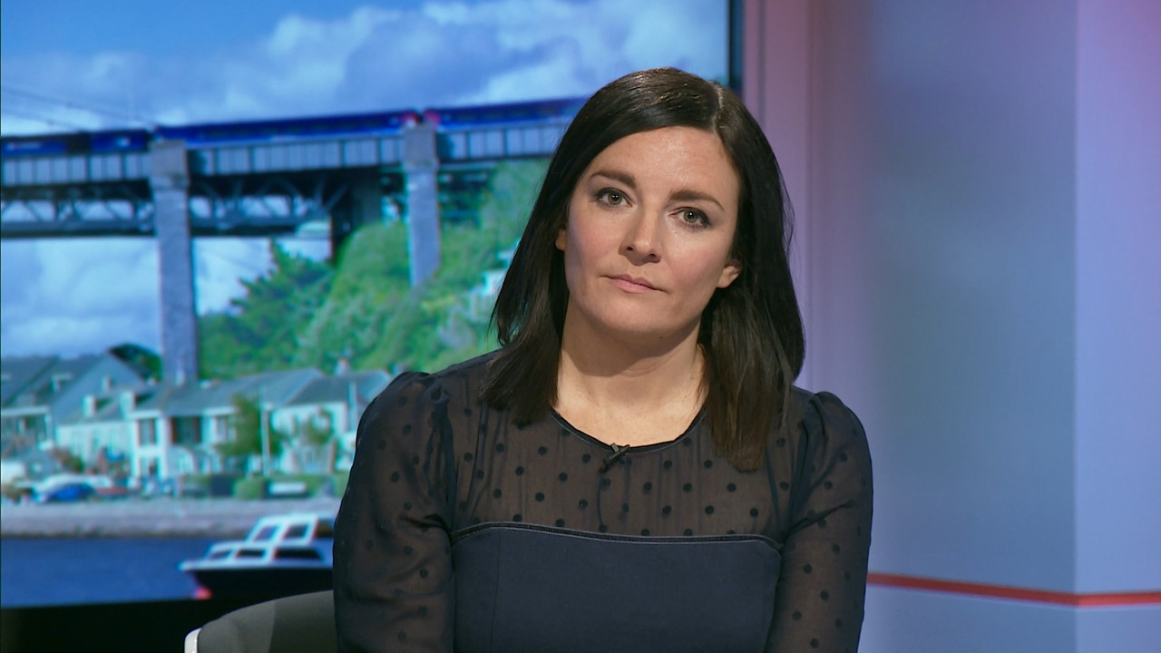 10.15 - 18.00.00 - ITV News London. The latest news in London and the....ts_snapshot_15.29.107