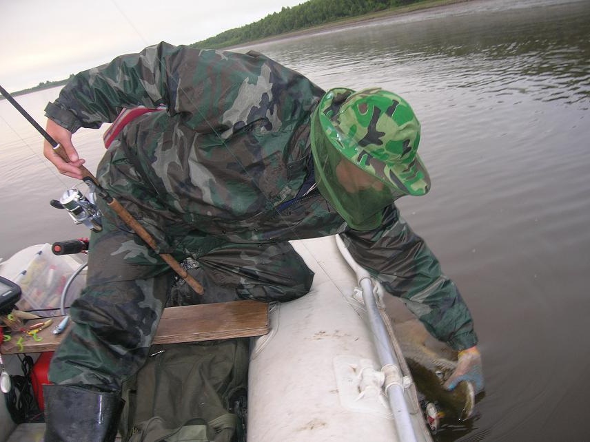 рыбу рукой брать джиг спиннинг судак щука мастер-класс Куляпин Андрей катушка приманка (6)