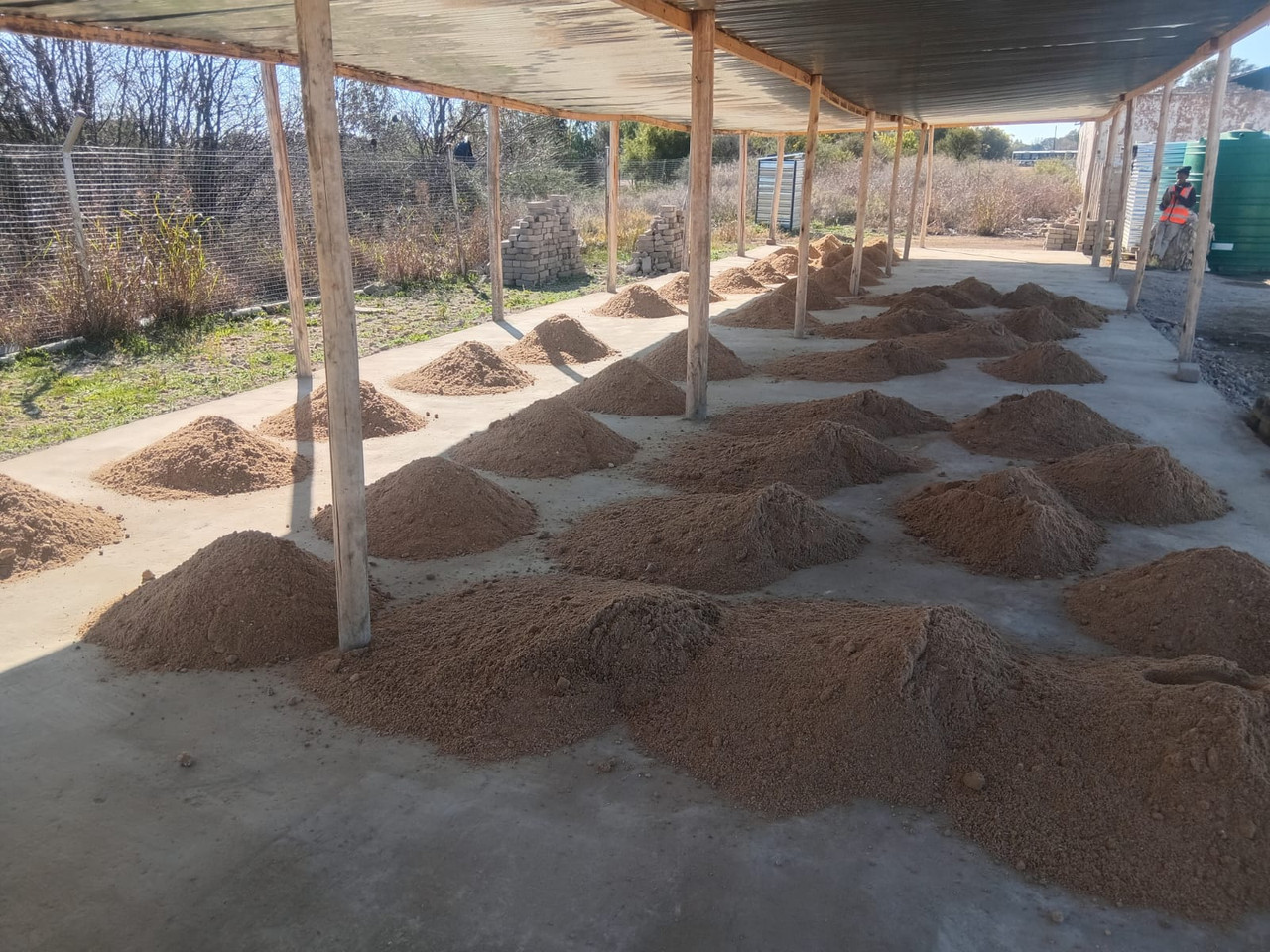 Delarey Bricks & Blocks stockyard (1)