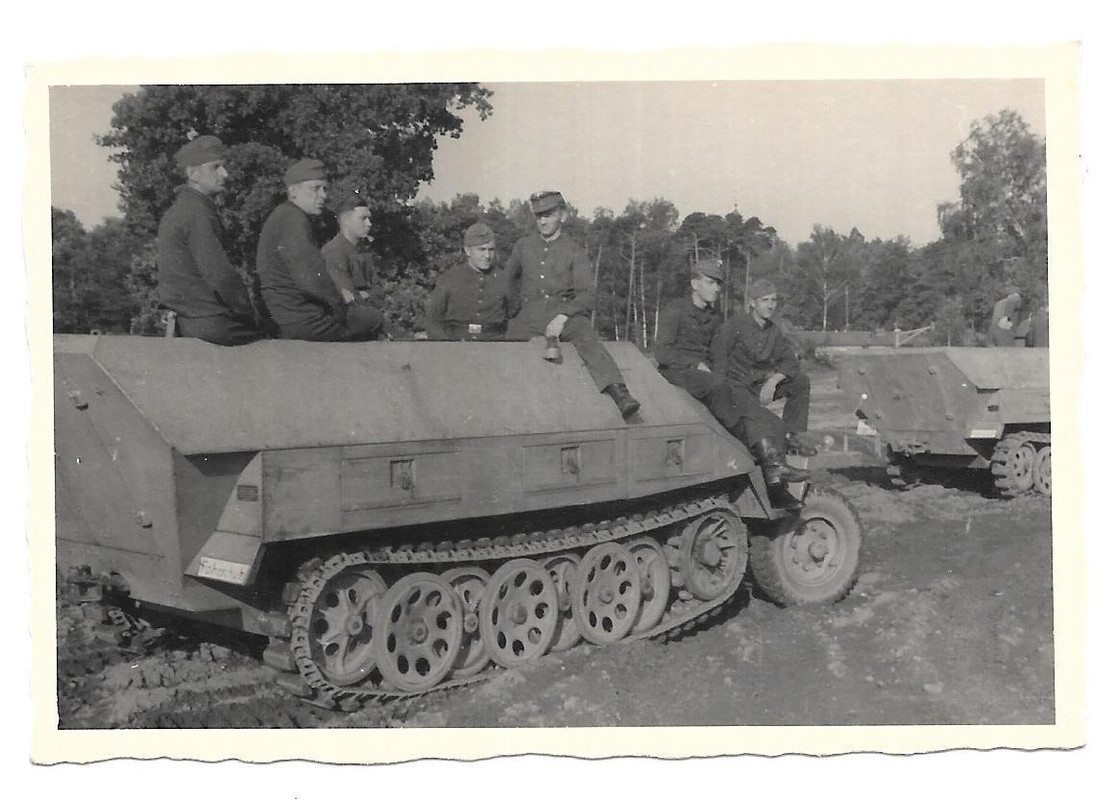 Foto SPW  Schützen - Panzer WH im 2.WK 1943