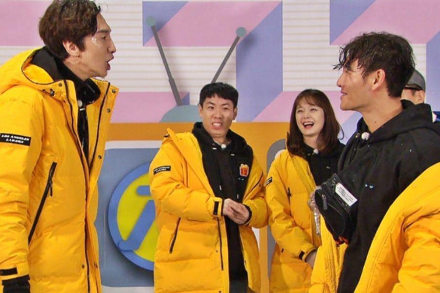 Lee Kwang Soo (paling kiri) saat membintangi variety show 'Running Man'